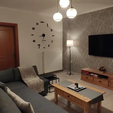 Rania'S House Apartment Aigio Exterior photo
